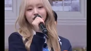 IVE singing SANTA BABY at Knowingbros! Rei's voice on the last part is so addictive 🥹
