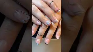 U&Ntilde;AS SOFT GEL 🩵🤎 amando esta combinaci&oacute;n #softgel #u&ntilde;as #nails #art #live #video #tutorial