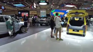 Family traveling to GIIAS 2022