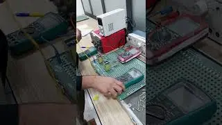 مختبر الالكترون.. تجربة مضاعف الجهد 