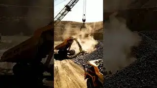 Massive Excavator & Dump Truck: Quarry Power! 🚚💥 #mining #equipment #short