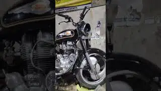 Bullet Classic 350 Horrific Accident Caught on Camera 😓Shocking Bike Crash #bullet350 #classic350