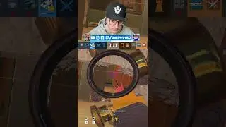 1v2 CHAMP #r6clips #r6siege #rainbowsixsiegeclip #r6ita #rainbowsixsiege  #r6strat