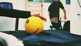 Regain hand-arm movement and strength with PLAYBALL smart therapy ball