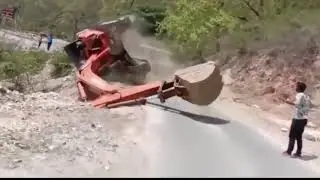 Top 7 excavator Falling and accidents