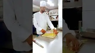 chopping tamato 🔥 sachin future vlog 😋#trending #motivation #shortvideos #viral