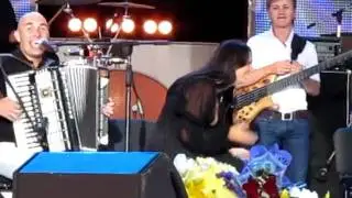 Елена Ваенга и А.Арсеньев - Ребята жгут 13.07.11