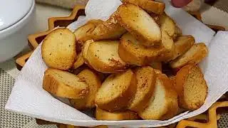 Homemade snacks, beer croutons, recipe