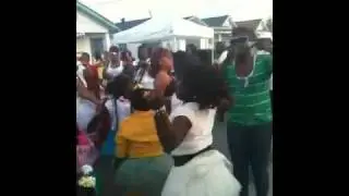 Sissynobby performs beat it out the frame at block party