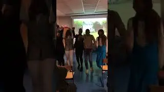 Atelier Th&eacute;&acirc;tre de Feyder, les com&eacute;diens saluent (21/12/2017)