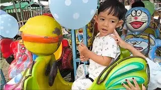 Kinkin naik odong-odong... wahh seru sekali!! 