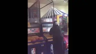 Chuck E Cheese Hoops