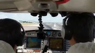 Backseating a Diamond DA-40 takeoff from Seletar (WSSL)