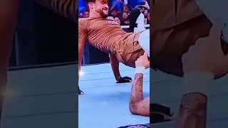 #badbunny figure four leglock...