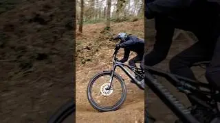 #e-bike #specializedturbolevo #mtblife #mtbuk #mtbbegginer #downhill #mtbindia