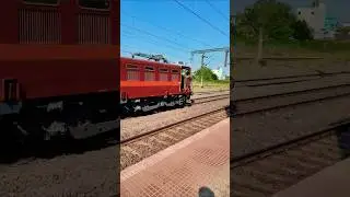 💥 Long Honking of Red &hearts;️ WAG-5 HA ⚡⚡🚂🇮🇳🔥 #shorts  #short #trending #indianrailways