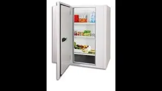 Interior una cámara frigorífica de congelación, el refrigerante transmite el calor de condensación