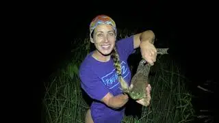 FROGGING in the LOUISIANA Bayou!! Catch+Clean