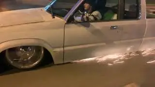 Body dropped minitruck dragging