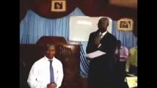 Distinction meilleur feuilleteur de la Bible 2014 &agrave; Joseph Perfection Tabernacle
