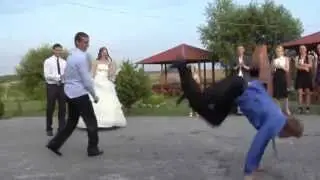 Wedding Breakdance Battle Reception Dance Surprise - Russian  -Puts All Dance Offs To Shame  - HD