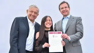 En Plaza de las Tres Culturas presidente AMLO garantiza con becas acceso a la educación