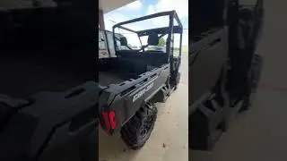 2025 CAN-AM Defender DPS HD9 Stealth Black WALK AROUND