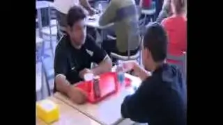 Lanchonete popular derruba preços no Aeroporto de Curitiba