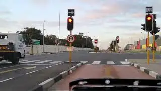 Cape Town medics respond to MVA (Du Noon)