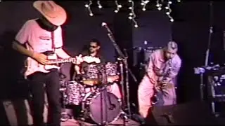 Rock Bass Clarinet: Cornelius Boots & magnesium 