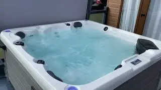 Simpsons Spas The Maui Hot Tub
