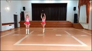 baton seniors duo/trio - Oliwia Lubera, Wiktoria Wdowiak - Silver Majdan Królewski