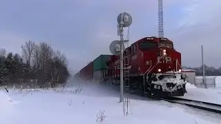 CP 8928 at Craighurst (18JAN2014)