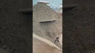 Sand Ship Unloading Error -  Smooth Flow - Relaxing Video