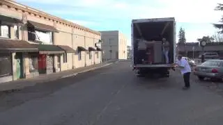 Movers in Santa Rosa Jewelers Safe