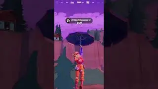 I tried to play Fortnite with my feet #fortnite #gaming #funny #feet #awesome