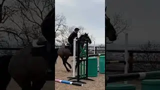 Trying to work on my jump position 🥲