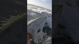 Big hacks on my surfboard 🤙 #shorts #surfing #surf #banger #povsurf #pov #shortsfeed