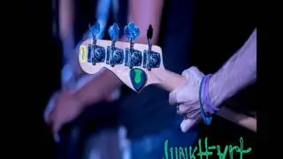 Junkheart - 4000 &mu;έ&rho;&epsilon;&sigmaf; (electric version)