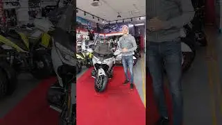 2021 Honda Goldwing 1800 CC: A Luxurious Ride of Power and Comfort | Al Khubaizi UAE