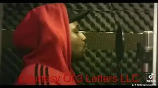 Fellon Phelps in studio with Eric Wilson #clevelandrappers #podcast #hiphop 