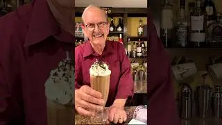 Лучший шоколадный молочный коктейль! С Днем шоколадного молочного коктейля!