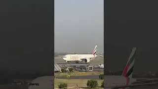 Emirates Boeing 777 lands in Lahore Airport Pakistan | Beautiful #airport #amazing #pakistan