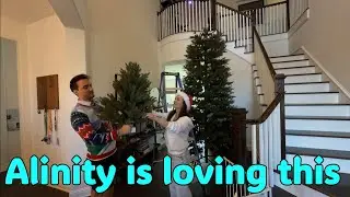 Alinity благодарит Артура за приглашение сделать рождественскую елку вместе с ней