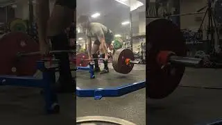606 lbs (275kgs) deadlift PR