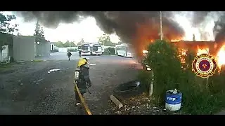 Feroz incendio de un colectivo fue controlado gracias al COT y bomberos