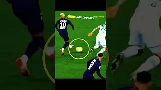No Look Passes In Football 🫣 #shorts #pass #football