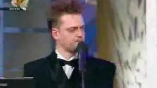 Гуревич поёт на радость людям