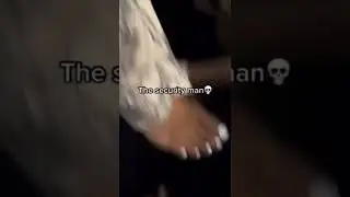 Security couldn&rsquo;t believe how fan was gripping shenseea&rsquo;s toes 😳#shorts #lol