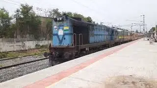 Goc wdm3a 16882R 💙 Kim wag9 32999 💚  06810 Erode to Tiruchirappalli Express special